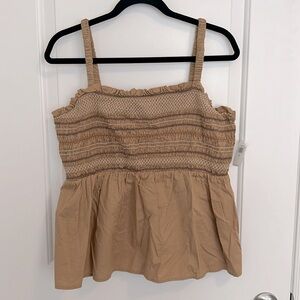 *NWT* Old Navy Peplum Top